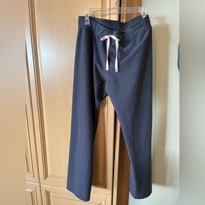 Livingston basic scrub pants - figs